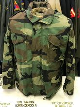 M-65 ARMY ISSUE CAMO FIELD JACKET COLD WEATHER M-1965 WOODLAND CAMOUFLAGE